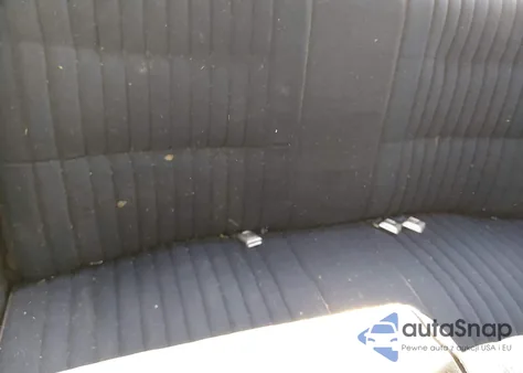 1981 Pontiac Grand Prix z USA, uszkodzony, nr VIN 1G2AJ37AXBP540598